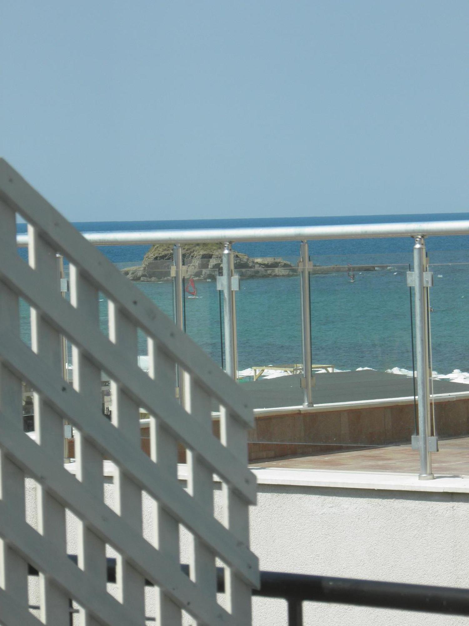 Hotel Elmaz 로제넷츠 외부 사진