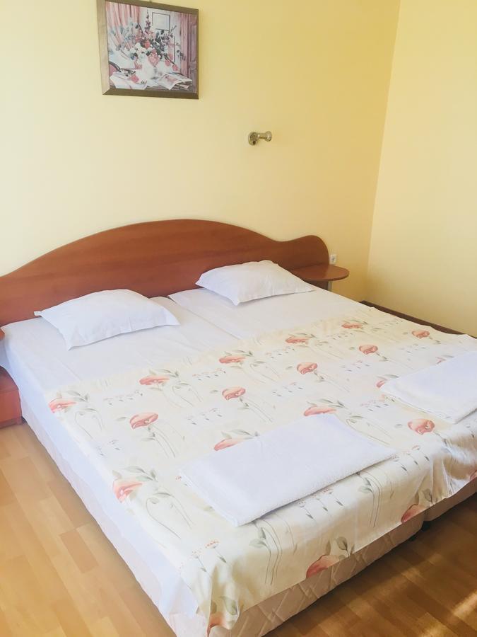 Hotel Elmaz 로제넷츠 외부 사진